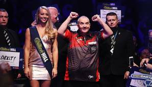 Phil Taylor gab gegen Justin Pipe lediglich zwei Legs ab