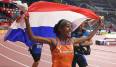 Sifan Hassan (Niederlande) hat bei der Leichtathletik-WM in Doha als erste Läuferin der Geschichte das Double über 1500 und 10.000 m geholt.
