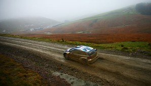 Sebastien Ogier ist bei der Rallye WM auch in Wales auf Siegkurs