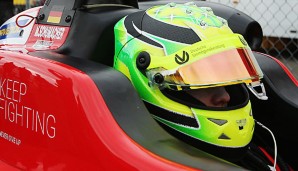 Mick Schumacher landet in der Formel 3 nach einer Kollision auf Platz 18.