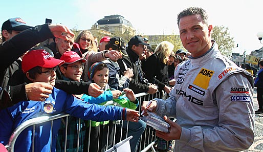 Ralf Schumacher (r.) ist bei den Fans immer noch sehr beliebt