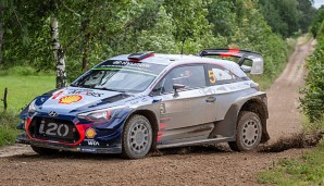 Thierry Neuville liegt nach dem dritten Tag der Polen-Rallye mit 3,1 Sekunden Vorsprung auf Platz eins