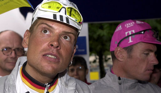 Jan Ullrich (l.) und Udo Bölts fuhren bis 2002 gemeinsam für das Team Telekom