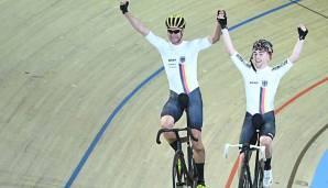 Roger Kluge und Theo Reinhardt gewinnen Gold im Zweier-Mannschaftsfahren.