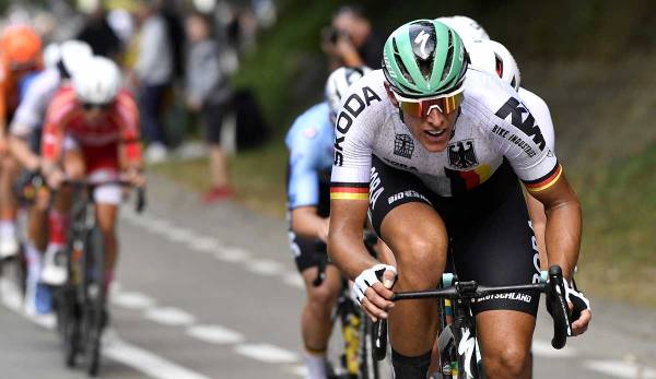 Nils Politt nimmt am Paris-Roubaix-Rennen teil.