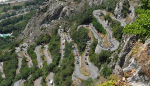 Die legendäre Bergankunft in Alpe d'Huez bei der Tour de France hat 21 Kehren.