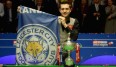 Der beste Tag in Leicesters Sportgeschichte? Snooker-Weltmeister Selby mit der Flagge der Foxes