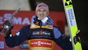 DSV-Athlet Karl Geiger ist beim Skispringen einer der Favoriten auf die Medaillen bei Olympia. Er führt aktuell den Gesamtweltcup im Skispringen an.
