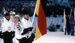 Lillehammer 1994, Mark Kirchner: Nach glanzvollen Auftritten bei den Spielen zwei Jahre zuvor in Albertville (2x Gold, 1x Silber) führte Biathlet Mark Kirchner das deutsche Aufgebot als Fahnenträger an. Anschließend holte er nochmal Gold mit der Staffel.