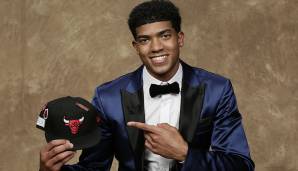 22. Pick: Bulls - Chandler Hutchison (SF, Boise State) - Und noch ein Scorer für die Bulls, wobei auch gesagt werden muss, dass Hutchison bei Boise State schon zeigen konnte, dass er auch defensiv Einfluss auf das Spiel nehmen kann.