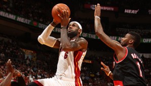 LeBron James (l.) war wieder einmal der Top-Scorer des Spiels