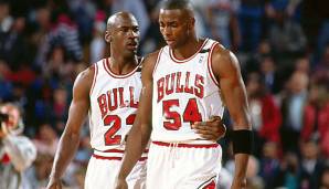 Horace Grant (r.) und Michael Jordan gewannen zusammen 3 NBA-Championships.