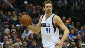 Dirk Nowitzki wird auch die nächsten drei Jahre das Trikot der Mavericks tragen