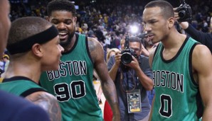 Isaiah Thomas (l.) schaffte mit den Celtics in Oakland eine riesige Überraschung