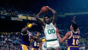 ROBERT PARISH (1976-1997) – Teams: Warriors, Celtics, Hornets, Bulls – Erfolge: 4x NBA Champion, 9x All-Star, 1x Second Team, 1x Third Team.