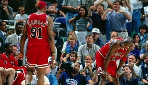 Michael Jordans 38 Punkte, 7 Rebounds und 5 Assists waren für ihn nicht spektakulär, doch der Wille, mit dem der GOAT seinen Körper im "Flu Game" 1997 zwang, zu funktionieren, war beeindruckend. Ein Spiel später waren die Chicago Bulls Champion