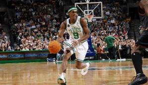 Platz 14: Boston Celtics - 13 Heimniederlagen in Folge in der Saison 2006/07.