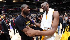 Ric Bucher von Bleacher Report verriet zudem, dass auch Kobe Bryant versucht, Uncle Drew einen Wechsel zu den Lakers schmackhaft zu machen. Demnach entscheide sich die Zukunft von Irving zwischen Brooklyn und Los Angeles - mit Vorteilen für die Nets.