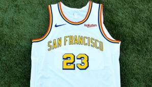 Dafür wird es zusätzlich eine "San Francisco - Classic Edition" geben. Das Throwback-Design orientiert sich an den Trikots, die die Franchise 1962 nach dem Umzug in die Bay Area trug. Ein ähnliches Jersey trugen die Dubs bereits 2009/10.