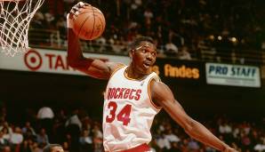 HAKEEM OLAJUWON (1984-2002) – Teams: Rockets, Raptors – Erfolge: 2x NBA Champion, 2x Finals-MVP, MVP, 12x All-Star, 6x First Team, 3x Second Team, 3x Third Team, 9x All-Defensive, 2x Defensive Player of the Year.