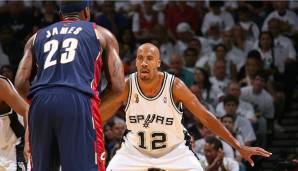 Bruce Bowen verteidigt gegen LeBron James in den NBA Finals 2007.