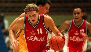 Und natürlich: DÖÖÖÖRK! 1998 führte der Würzburger seinen Heimatverein zum Aufstieg in die Bundesliga, aufgrund des Lockouts in der NBA absolvierte er anschließend noch 16 Partien in Deutschland. Dann ging es in die USA, der Rest ist Geschichte.