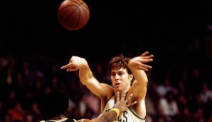 Platz 11: DAVE COWENS (1970-1983) – Team: Celtics – Erfolge: 2x NBA Champion, MVP, 8x All-Star, 3x Second Team, 3x All-Defensive, Rookie of the Year, All-Star Game MVP.
