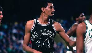 GEORGE GERVIN (1973-1986) – Teams: Squires (ABA), Spurs (ABA und NBA), Bulls – Erfolge: 12x All-Star, 5x First Team, 4x Second Team (2x ABA, 2x NBA), 1x All-Star Game MVP.