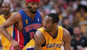 Doch die Bulls und Lakers konnten sich nicht einigen, das rief die Pistons auf den Plan. Man einigte sich angeblich auf einen Kobe-Deal für Hamilton, Stuckey, Maxiell und Picks. Doch Lakers-Besitzer Jerry Buss überzeugte Kobe, doch noch zu bleiben.