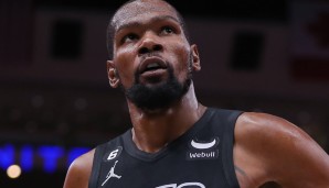 Kevin Durant verletzte sich in Miami am Knie.