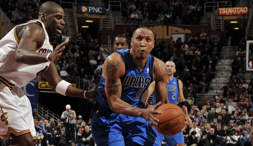 Shawn Marion (r.) war mit 22 Punkten Top-Scorer der Dallas Mavericks