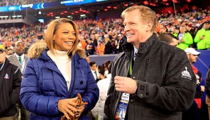 Rodger Goodell und Queen Latifah am Rande des Superbowls zwischen Denver und Seattle