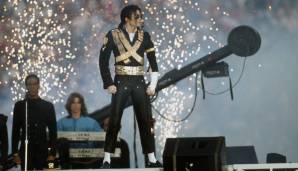 Erst im 21. Jahrhundert wurden die ganz großen Stars zum Stammgästen im Super Bowl. Die größte Ausnahme und den Startschuss für Pop- und Rockstars beim Super Bowl lieferte allerdings der legendäre King of Pop Michael Jackson 1993 in Pasadena.