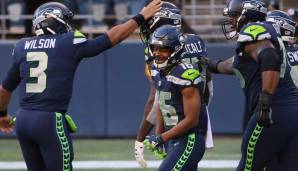 15.: SEATTLE SEAHAWKS - Overall Rating: 82 (Offense 85, Defense: 77)