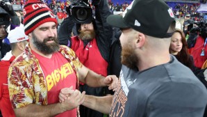 jason-travis-kelce1