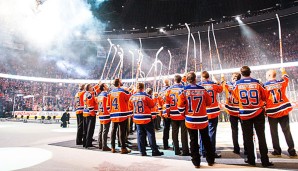 Vor dem Spiel riefen die Oilers noch mal alle Legenden aufs Eis