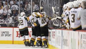 Die Vegas Golden Knights feiern den Einzug in die Stanley Cup Finals der NHL .