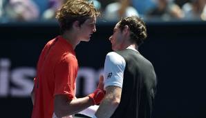 Australian Open 2016: Los-Pech für Zverev. Ausgerechnet mit Andy Murray bekam es Sascha in der ersten Runde zu tun. Der Brite war noch eine Nummer zu groß - 1:6, 2:6, 3:6.