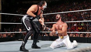 Seth Rollins (r.) verteidigte seinen WWE-Titel gegen Sting