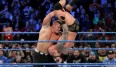Seit Jahren schwelt die Rivalität zwischen Cena und Orton. Diesmal hatte Ersterer die Nase vorn
