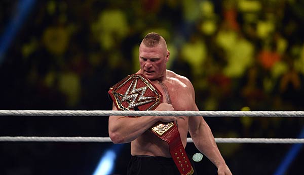 Kann Brock Lesnar seinen Titel im WWE Champions Title Match gegen Seth Rollins verteidigen?