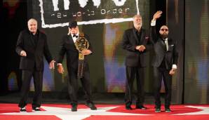 Zudem wurde der Wrestling-Stable New World Order um Hulk Hogan in die Hall of Fame aufgenommen.