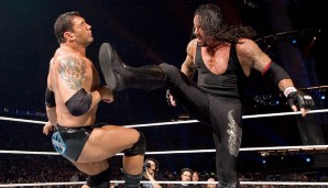 WrestleMania XXIII: Autsch! Batista kassierte 2007 eine Tracht Prügel vom Deadman. "The Animal" konnte zwar Offensivaktionen zeigen, war aber dennoch chancenlos