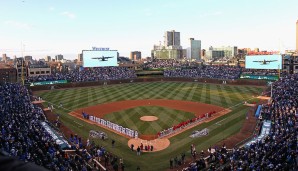 Wrigley Field in Chicago: Im Norden Chicagos sind die Cubs beheimatet. Wrigley steht seit 1914 und wartete seit dem "Curse of the Billy Goat" auf eine World Series - 2016 war es dann endlich soweit!