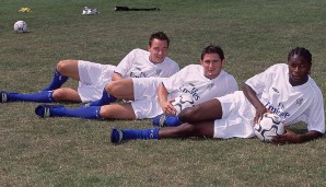 Dieses Bild mit John Terry und William Gallas steht für sich. Kein Wunder, dass das Duo Lampard/Terry zum Kult wird