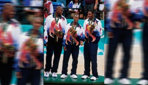 Gemeinsam war man zudem mit dem US-Team erfolgreich: In Kanada gab's 1994 die WM-Medaille, 1996 in Atlanta gewann das Dream Team Gold