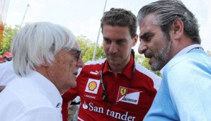 Ferraris neuer Teamchef Maurizio Arrivabene (r.) ist mit Bernie Ecclestone per Du