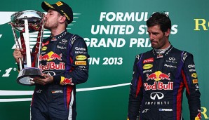 Mark Webber (r.) hatte bei Red Bull gegenüber Sebastian Vettel das Nachsehen