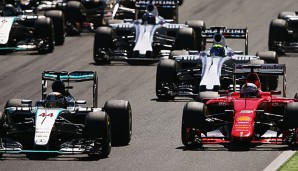 Mercedes und Ferrari duellieren sich um die Vorherrschaft in der Formel 1