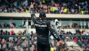 AS: "Brutaler Triumph von Hamilton in Portimao, mit dem er Schumacher an Siegen überholt. Hamilton führt die Formel 1 mit diktatorischer Hand. Das große Tor öffnet sich für Hamilton. Er nähert sich mit Riesenschritten dem WM-Titel."